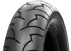 Nahaufnahme der Lauffläche Michelin PILOT ACTIV 130/70-18 63 H Rear TL/TT M/C