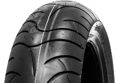 Nahaufnahme der Lauffläche Bridgestone BT 020 190/60ZR17 (78 W) Rear TL M/C