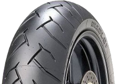 Nahaufnahme der Lauffläche Pirelli Diablo 240/40ZR18 (79 W) Rear TL M/C
