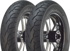 Nahaufnahme der Lauffläche Pirelli Night Dragon 160/70 B17 73 H Rear TL M/C