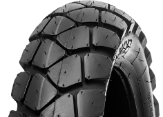 Nahaufnahme der Lauffläche Metzeler Tourance 130/80 R17 65 S Rear TL M/C