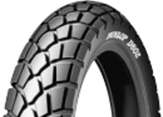 Nahaufnahme der Lauffläche Dunlop D602 100/90 R18 56 P Front TL