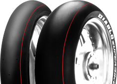 Nahaufnahme der Lauffläche Pirelli Diablo Superbike PRO 200/55 R17 Rear TL NHS
