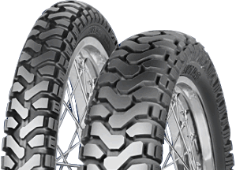Nahaufnahme der Lauffläche Mitas E-07 110/80-19 59 T Front TL M/C M+S