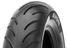 Nahaufnahme der Lauffläche Avon AM42 Venom 200/70-15 82 H Rear TL