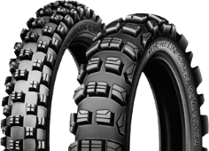 Nahaufnahme der Lauffläche Michelin M12 XC 120/80-19 Rear TT