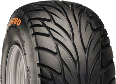 Nahaufnahme der Lauffläche Duro DI2020 Scorcher 18x10-10 28 N E 4PR