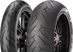 Nahaufnahme der Lauffläche Pirelli Diablo Rosso II 180/60ZR17 (75 W) Rear TL M/C